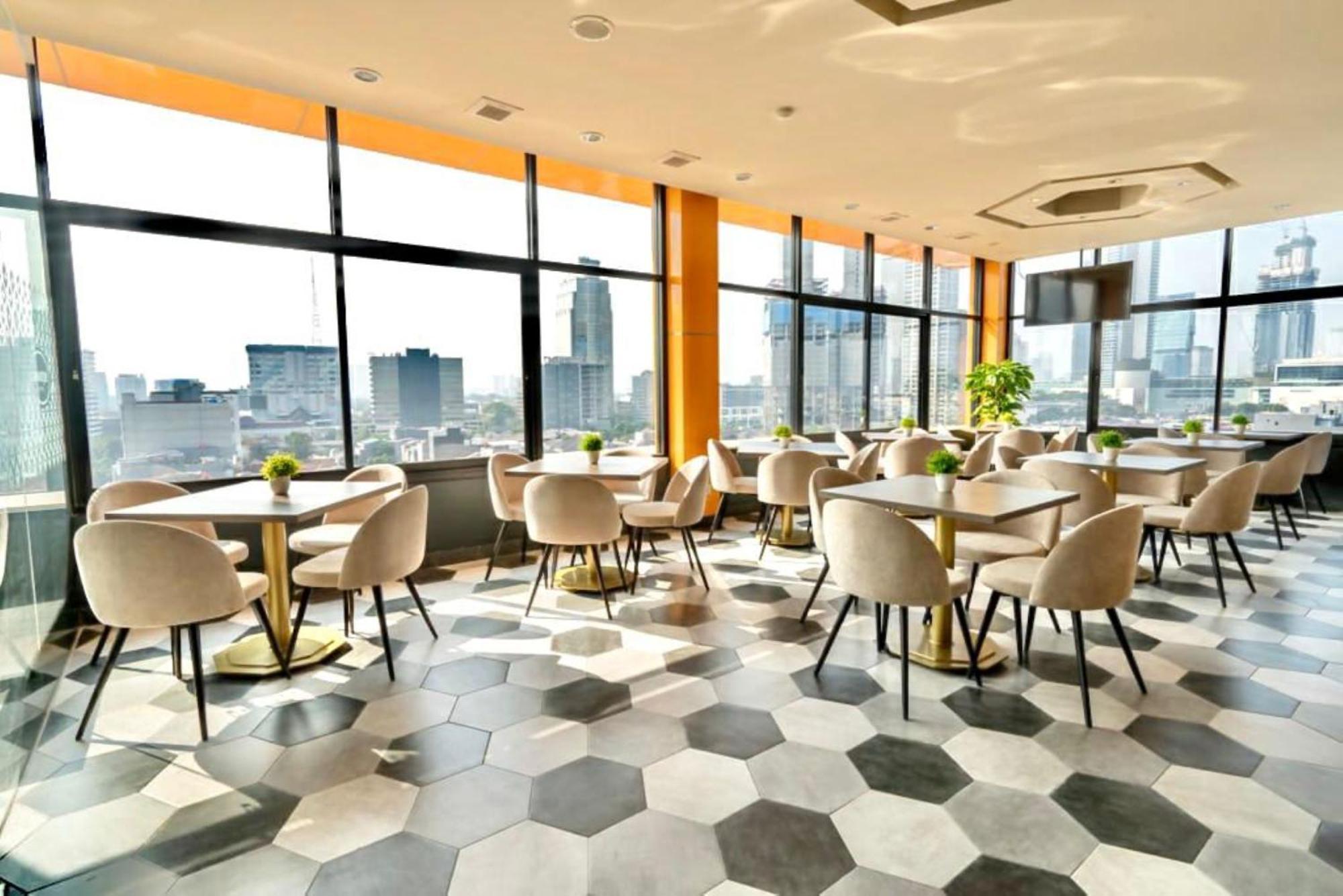 Arthama Tanah Abang Jakarta Exterior photo
