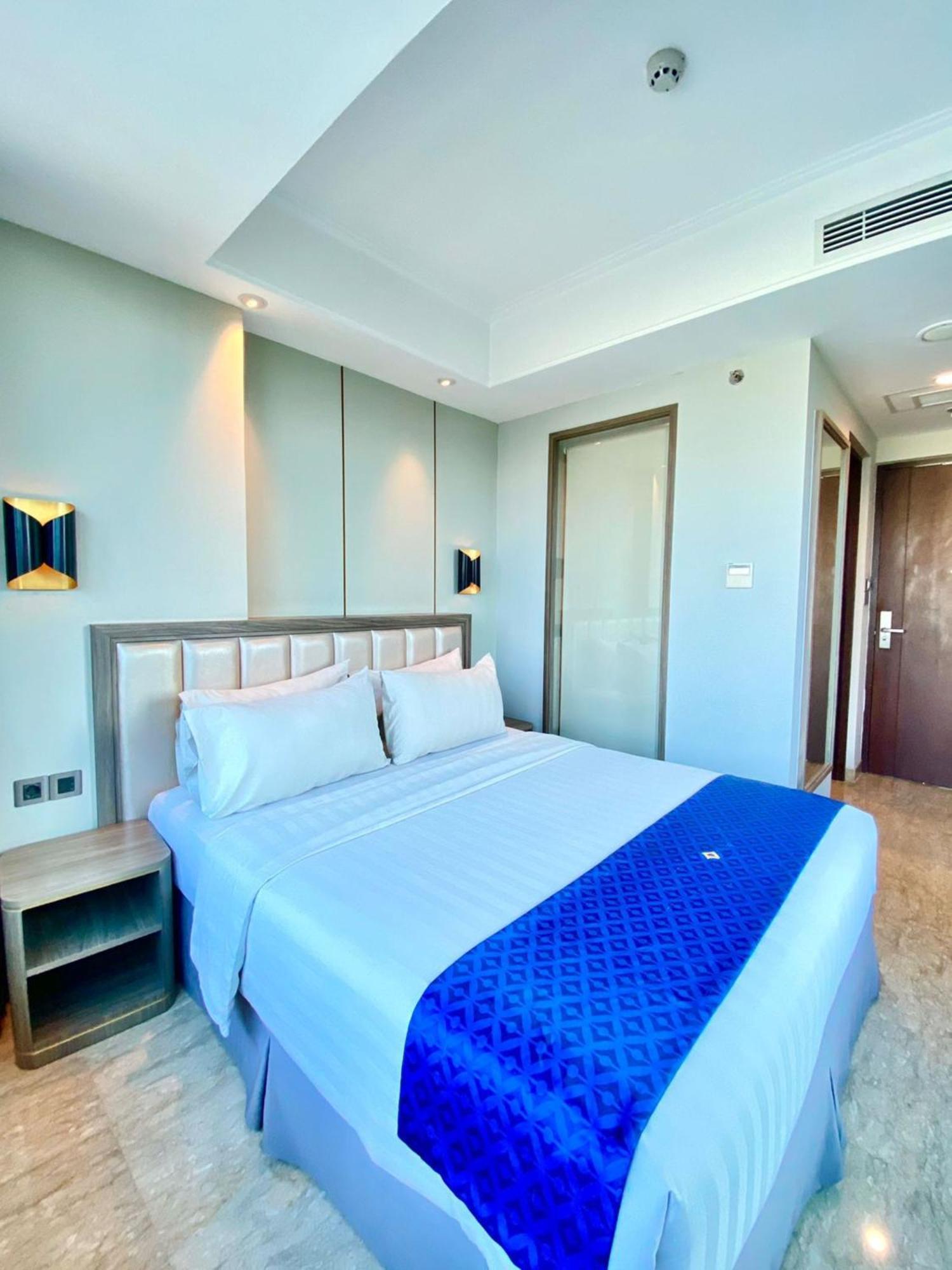 Arthama Tanah Abang Jakarta Exterior photo